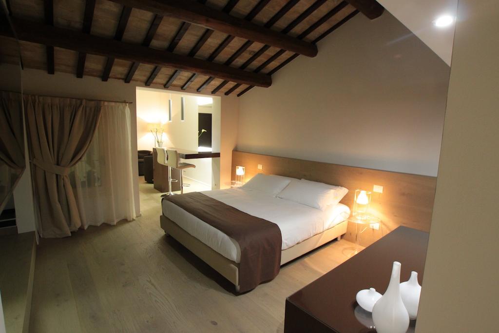 Borgoleoni 18 - Room And Breakfast Ferrara Eksteriør billede